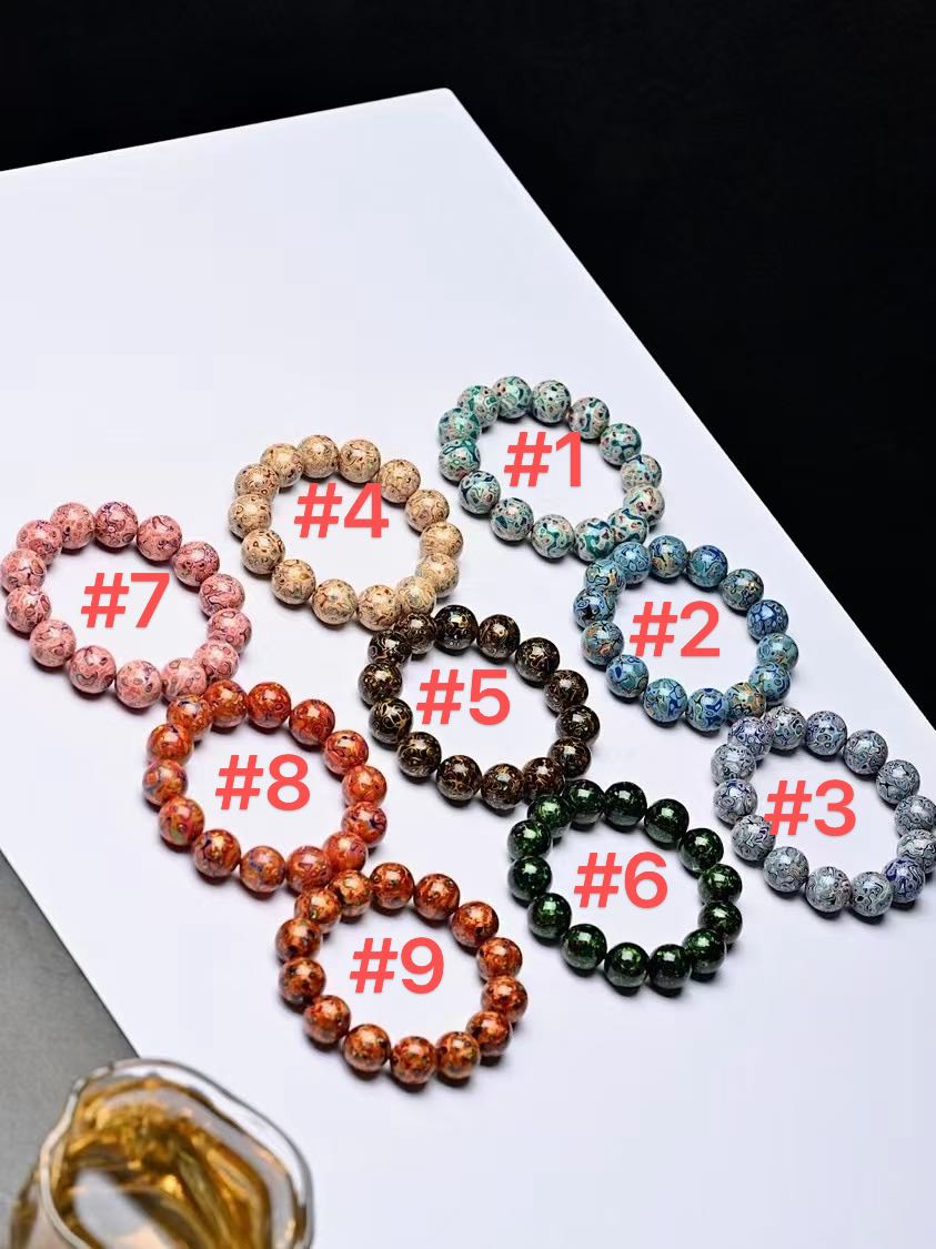 B-Lacquer Bracelet Opal inclusion
