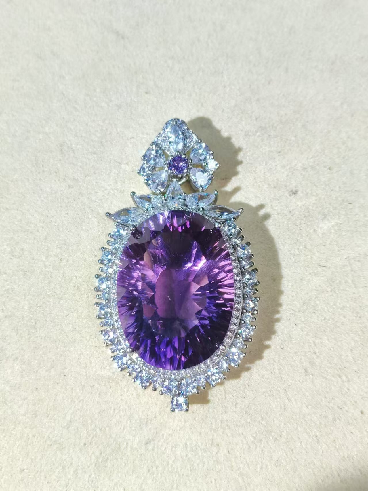 Natural Amethyst Pendant S925 Setting with Zircon Thousand Cutting